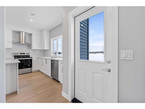 52 Ricardo Ranch Avenue Se, Calgary, AB - Indoor Photo Showing Kitchen