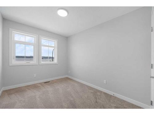 52 Ricardo Ranch Avenue Se, Calgary, AB - Indoor Photo Showing Other Room