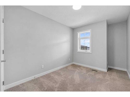 52 Ricardo Ranch Avenue Se, Calgary, AB - Indoor Photo Showing Other Room