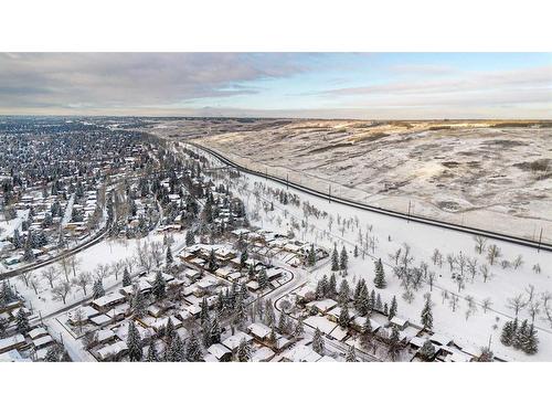 4236 Chippewa Road Nw, Calgary, AB - Outdoor With View