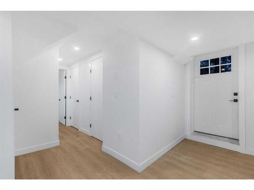 259 Whitehill Place Ne, Calgary, AB - Indoor Photo Showing Other Room