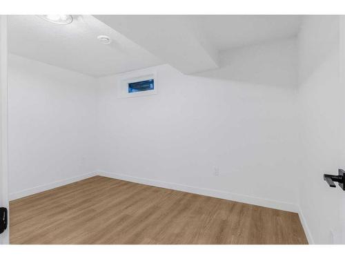 259 Whitehill Place Ne, Calgary, AB - Indoor Photo Showing Other Room