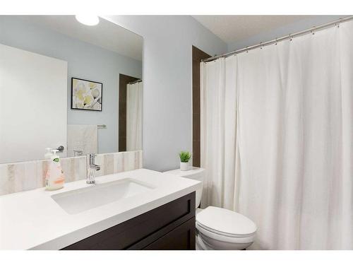 14 Copperstone Drive Se, Calgary, AB - Indoor Photo Showing Bathroom