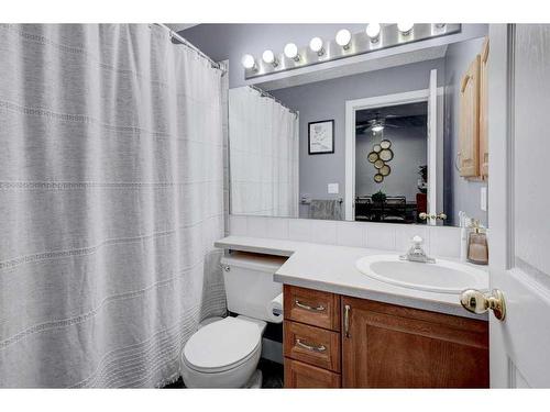 202-126 14 Avenue Sw, Calgary, AB - Indoor Photo Showing Bathroom