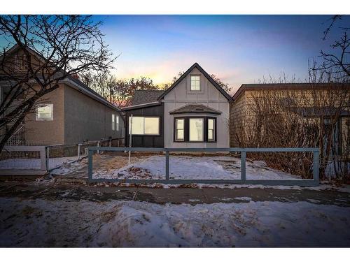 1022-18 Avenue Se, Calgary, AB - Outdoor