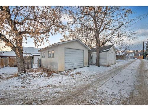 1022 18 Avenue Se, Calgary, AB - Outdoor