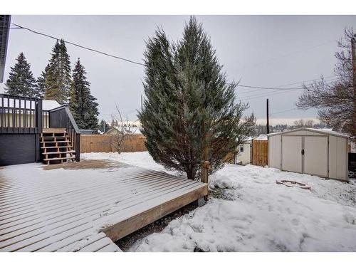 435 Queensland Road Se, Calgary, AB - Outdoor With Deck Patio Veranda