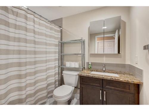 48 Auburn Meadows Boulevard Se, Calgary, AB - Indoor Photo Showing Bathroom