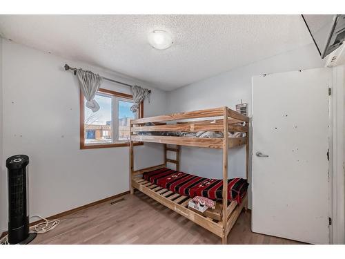 5919 4 Avenue Ne, Calgary, AB - Indoor