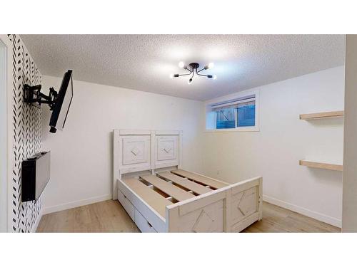 218 Mackenzie Towne Close Close Se, Calgary, AB - Indoor