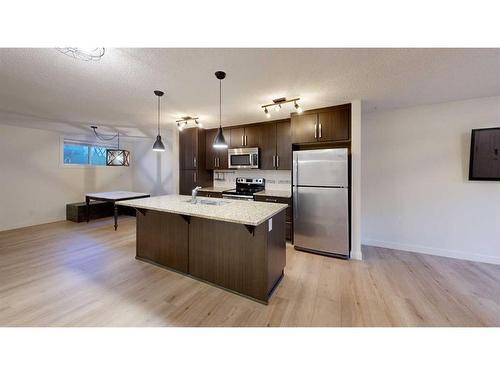 218 Mackenzie Towne Close Close Se, Calgary, AB - Indoor Photo Showing Kitchen