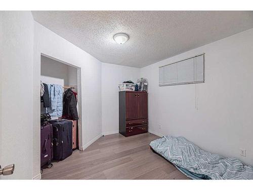 357 Martha'S Manor Ne, Calgary, AB - Indoor Photo Showing Bedroom