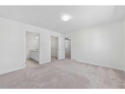 40 Carringham Gate Nw, Calgary, AB - Indoor