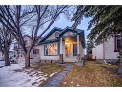 172 Mt Allan Circle SE Calgary, AB T2Z 2S5