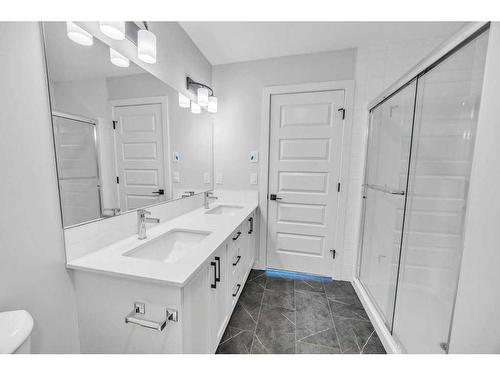 181 Waterford Way, Chestermere, AB - Indoor Photo Showing Bathroom