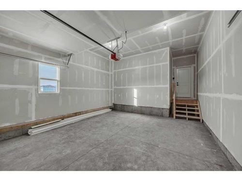 181 Waterford Way, Chestermere, AB - Indoor