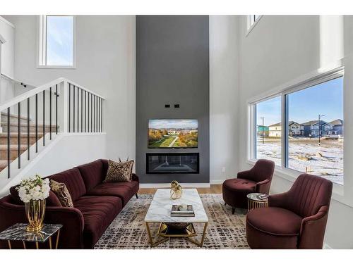 181 Waterford Way, Chestermere, AB - Indoor Photo Showing Living Room