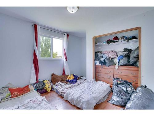 184 Upland Boulevard West, Brooks, AB - Indoor Photo Showing Bedroom