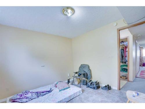 184 Upland Boulevard West, Brooks, AB - Indoor Photo Showing Bedroom