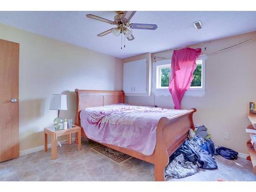 184 Upland Boulevard West, Brooks, AB - Indoor Photo Showing Bedroom