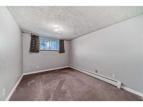 36 Anders Close, Red Deer, AB - Indoor Photo Showing Other Room