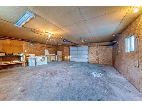 36 Anders Close, Red Deer, AB - Indoor Photo Showing Garage