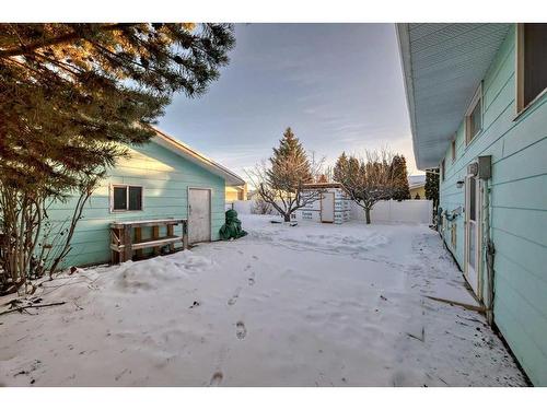 36 Anders Close, Red Deer, AB - Outdoor