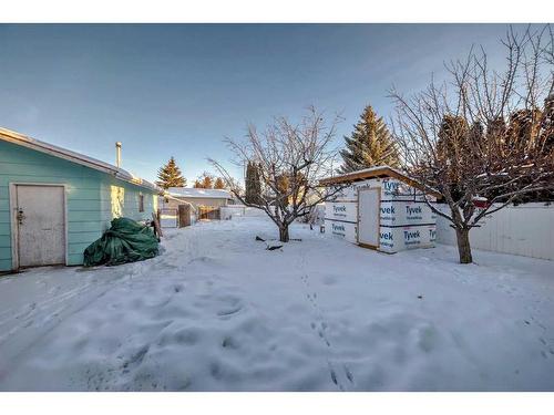 36 Anders Close, Red Deer, AB - Outdoor