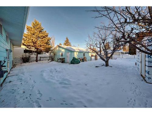 36 Anders Close, Red Deer, AB - Outdoor