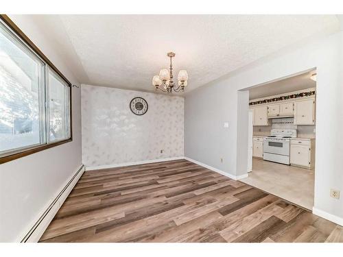 36 Anders Close, Red Deer, AB - Indoor Photo Showing Other Room