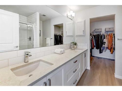 2109-42 Cranbrook Gardens Se, Calgary, AB - Indoor Photo Showing Bathroom