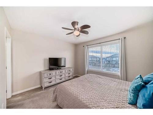 503-1086 Williamstown Boulevard Nw, Airdrie, AB - Indoor Photo Showing Bedroom