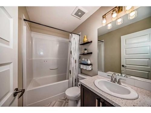 503-1086 Williamstown Boulevard Nw, Airdrie, AB - Indoor Photo Showing Bathroom