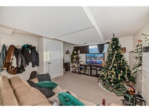 24 Erin Meadow Way Se, Calgary, AB - Indoor