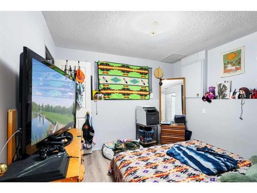 193 Taradale Drive Ne, Calgary, AB - Indoor Photo Showing Bedroom