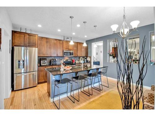 5 Silverado Creek Crescent Sw, Calgary, AB - Indoor Photo Showing Kitchen