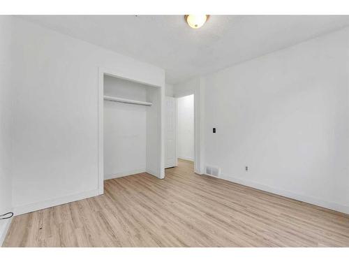 136 Whitefield Drive Ne, Calgary, AB - Indoor Photo Showing Other Room