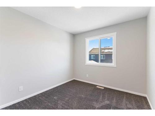 257 Yorkville Boulevard Sw, Calgary, AB - Indoor Photo Showing Other Room