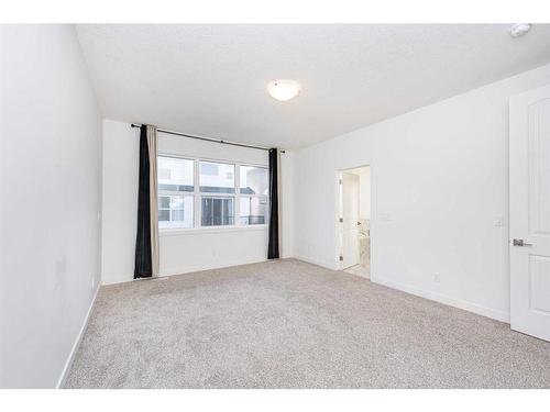 273 Ambleside Avenue Nw, Calgary, AB - Indoor Photo Showing Other Room