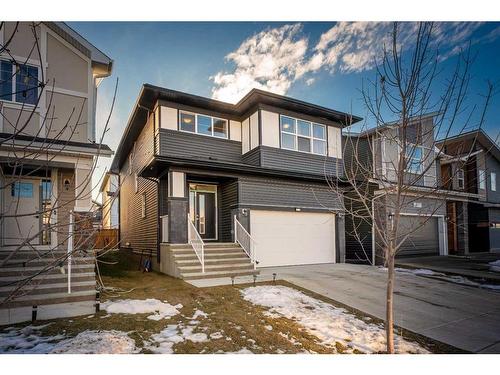 273 Ambleside Avenue Nw, Calgary, AB - Outdoor With Facade