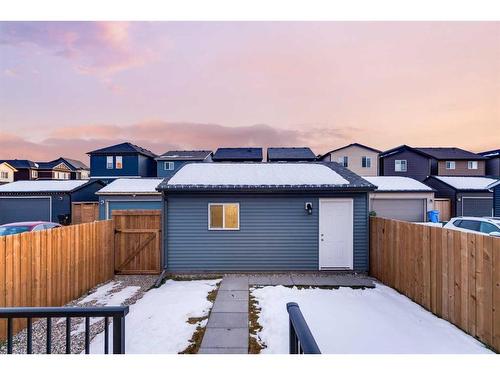 205 Walcrest Boulevard Se, Calgary, AB - Outdoor