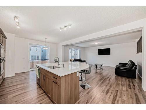 2007 Windbury Crescent Sw, Airdrie, AB - Indoor Photo Showing Kitchen