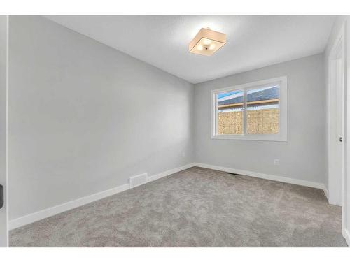 19 Sandpiper Bend, Chestermere, AB - Indoor Photo Showing Other Room