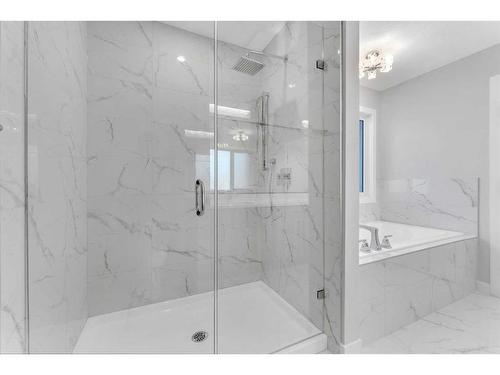 19 Sandpiper Bend, Chestermere, AB - Indoor Photo Showing Bathroom