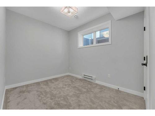 19 Sandpiper Bend, Chestermere, AB - Indoor Photo Showing Other Room