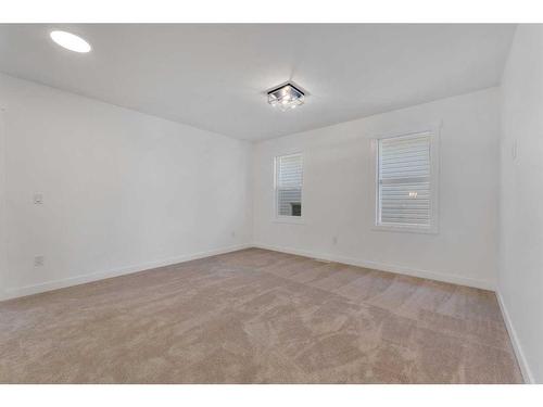 239 Kinniburgh Loop, Chestermere, AB - Indoor Photo Showing Other Room