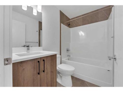 239 Kinniburgh Loop, Chestermere, AB - Indoor Photo Showing Bathroom