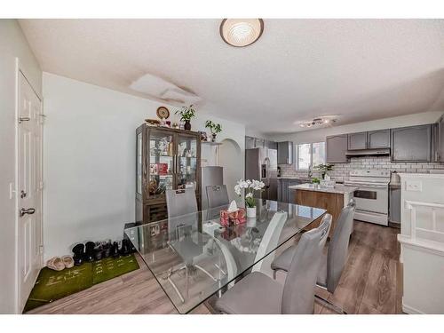 250 Costa Mesa Close Ne, Calgary, AB - Indoor Photo Showing Dining Room