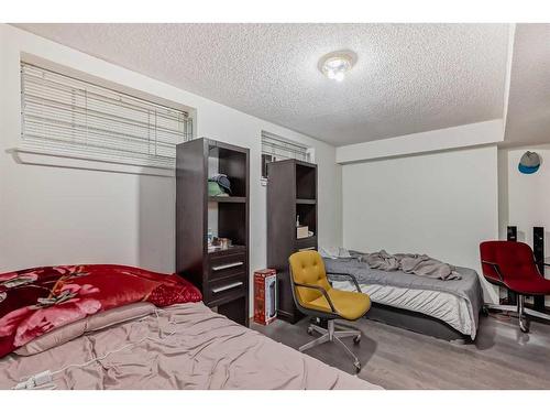 250 Costa Mesa Close Ne, Calgary, AB - Indoor Photo Showing Bedroom