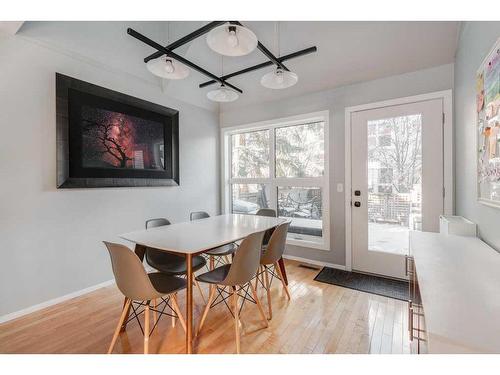 747 5A Street Nw, Calgary, AB - Indoor Photo Showing Dining Room